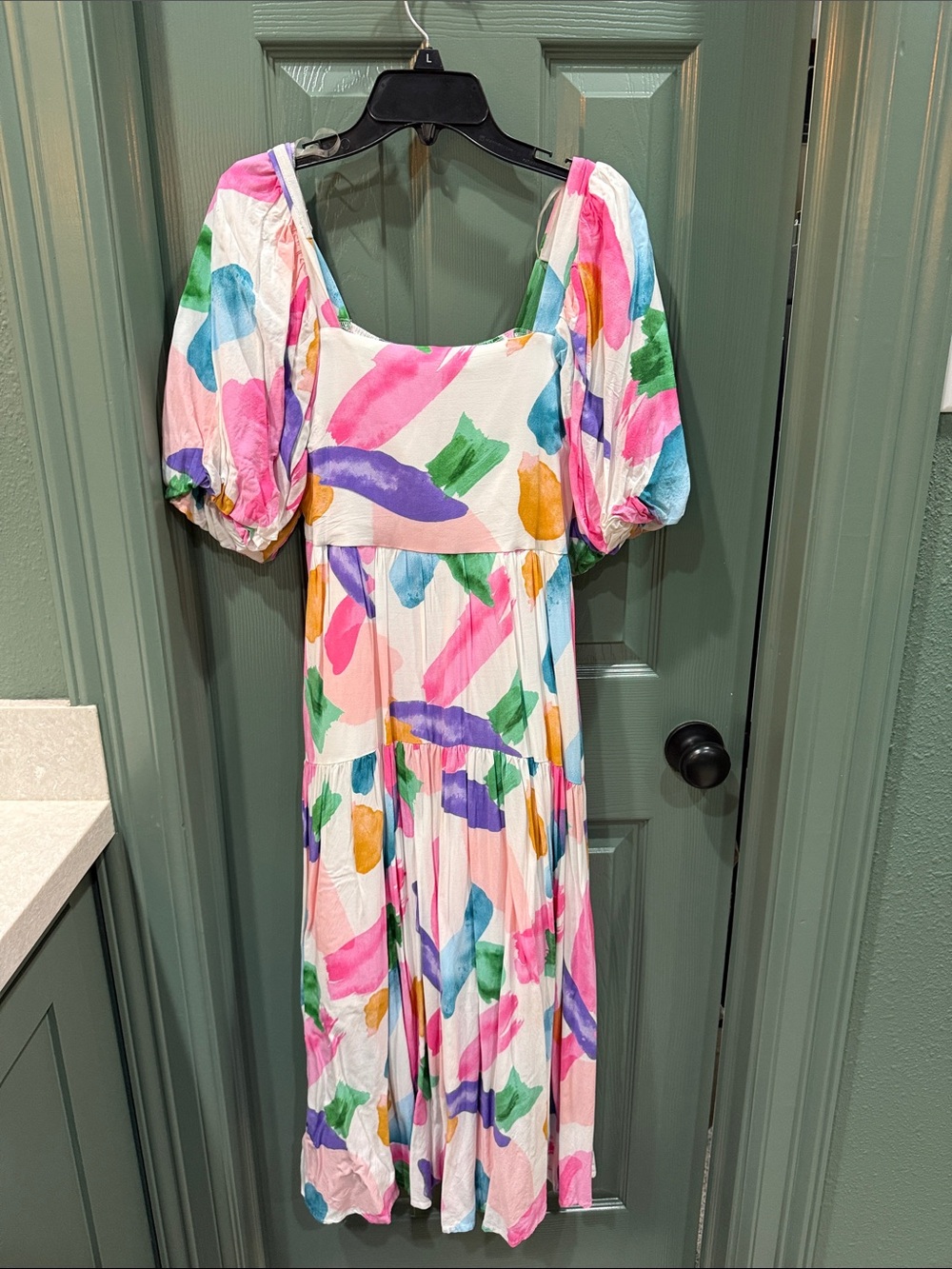 Entro Multicolor Puff-Sleeve Midi Dress